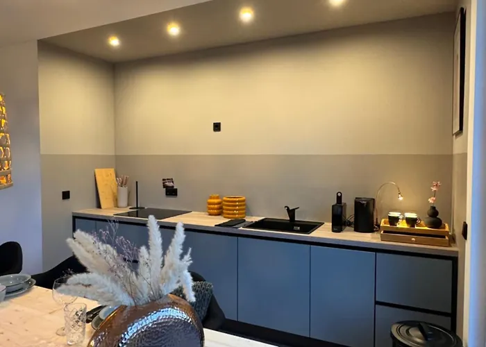 Apartman Carl Von Rosé *